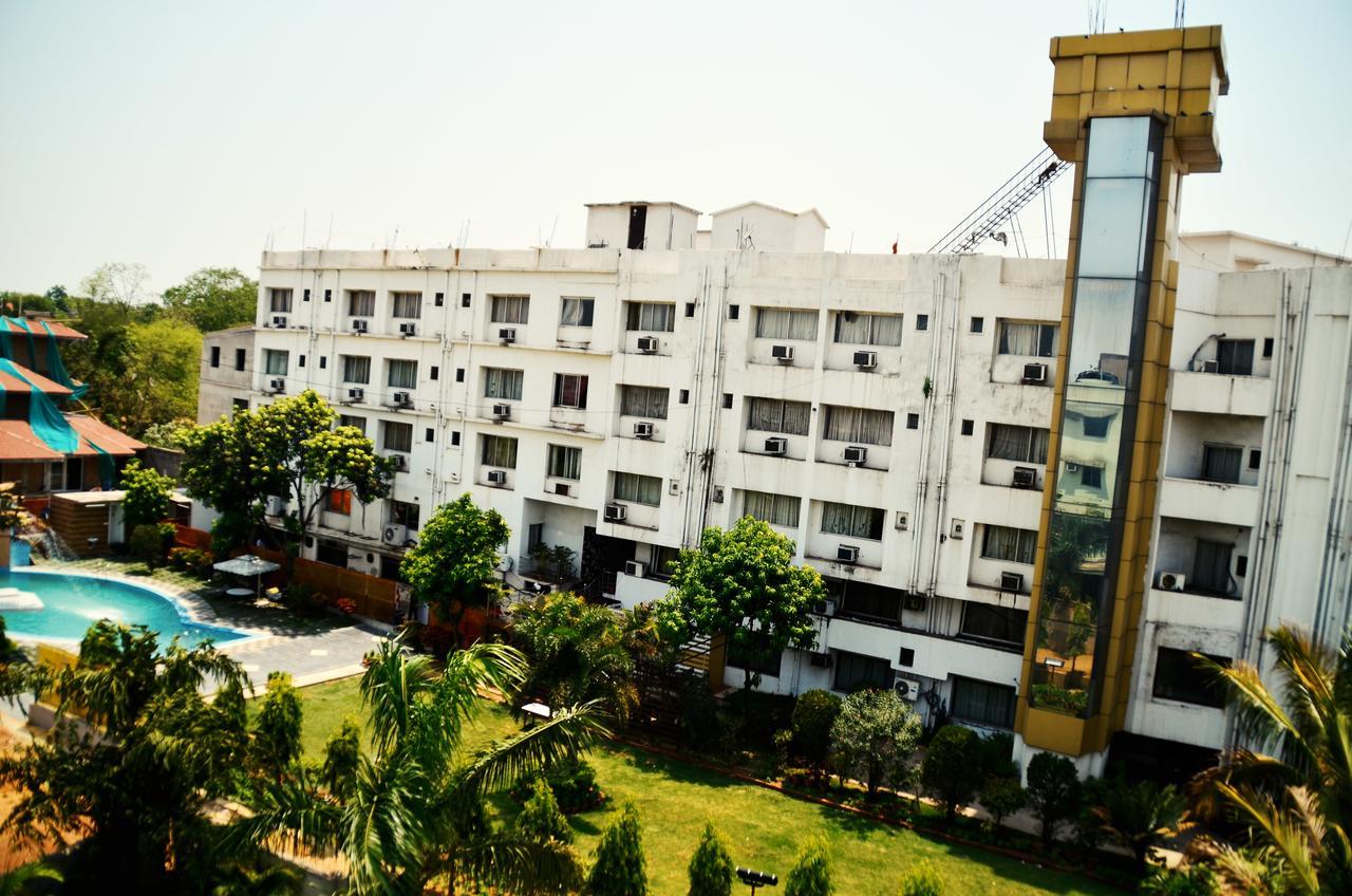 Hotel Aryan Jharsuguda Экстерьер фото